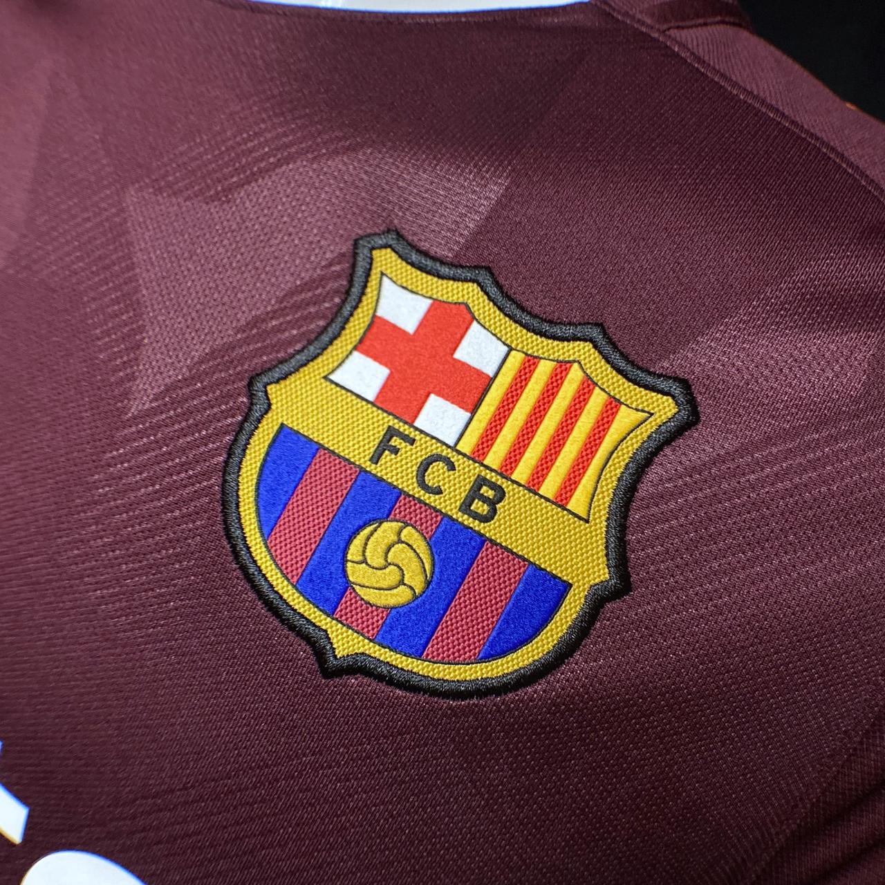 2017-18 Barcelona Third Nike 847253-683 Logo