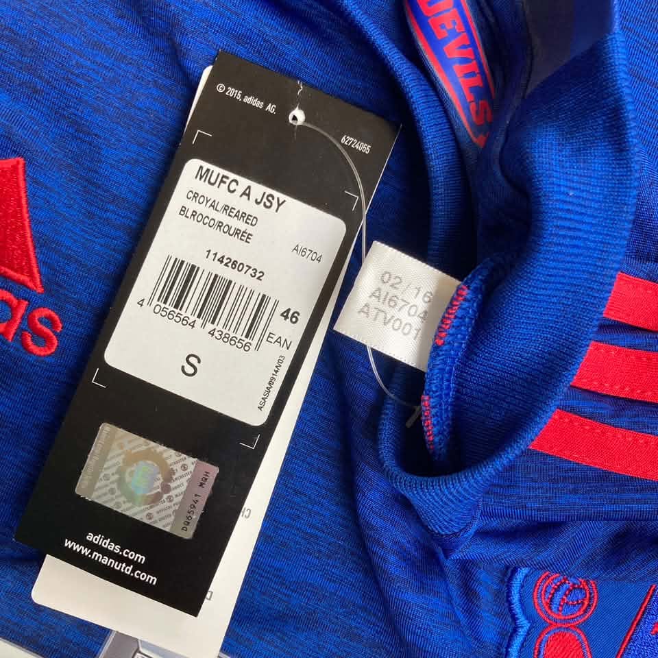 07OCT26 2016-17 Manchester United Away Adidas A16704 art code