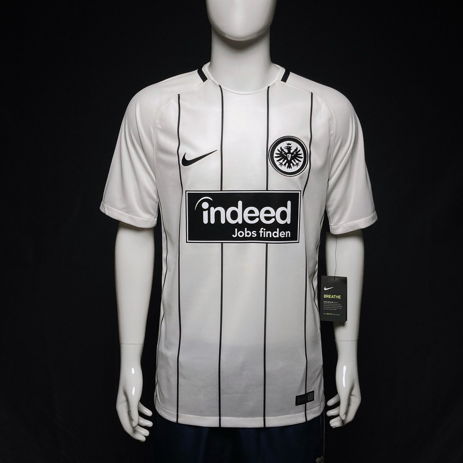 17Feb26 2017-18 Eintracht Frankfurt Home Nike 854363-100