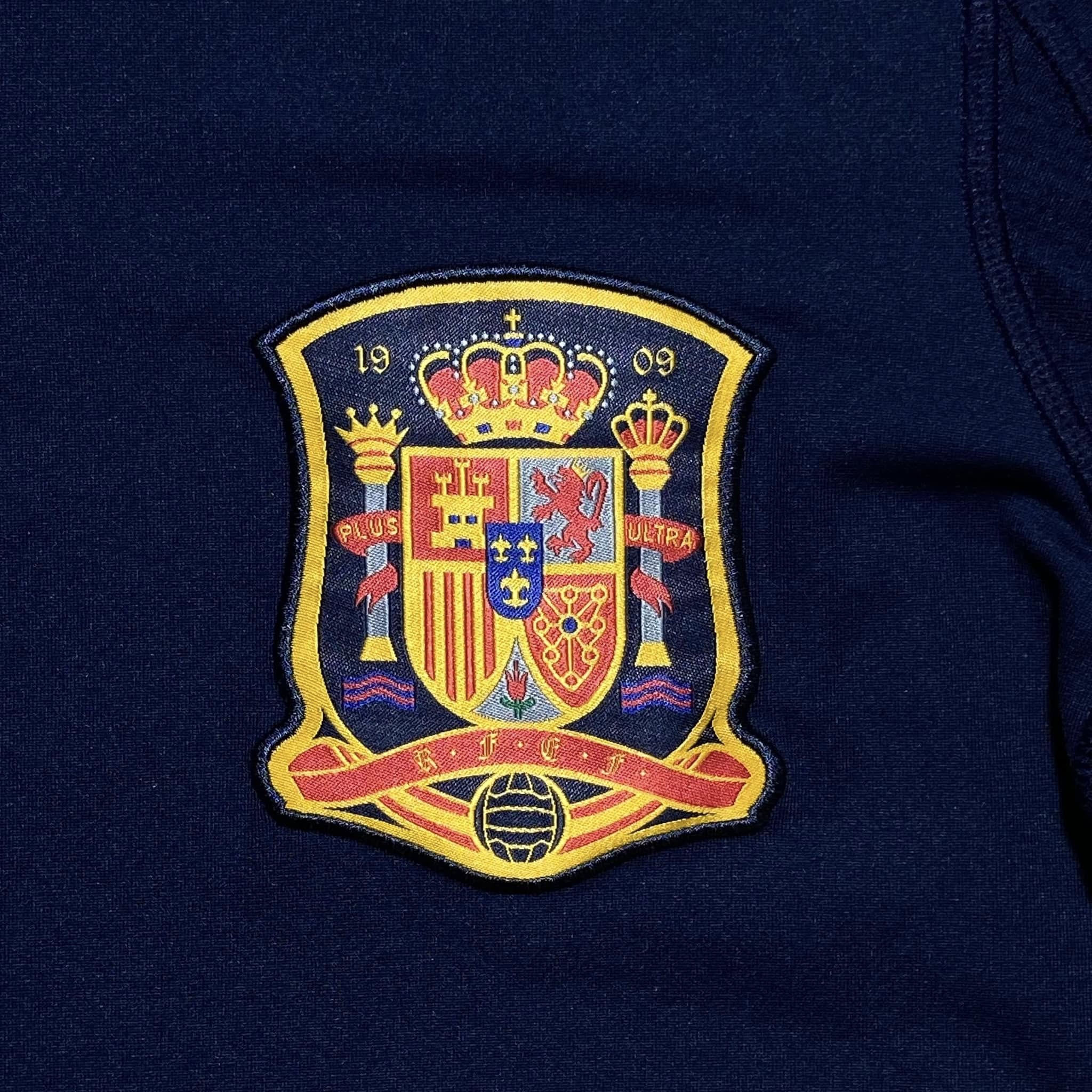 2014 Spain Home Adidas P47896 logo