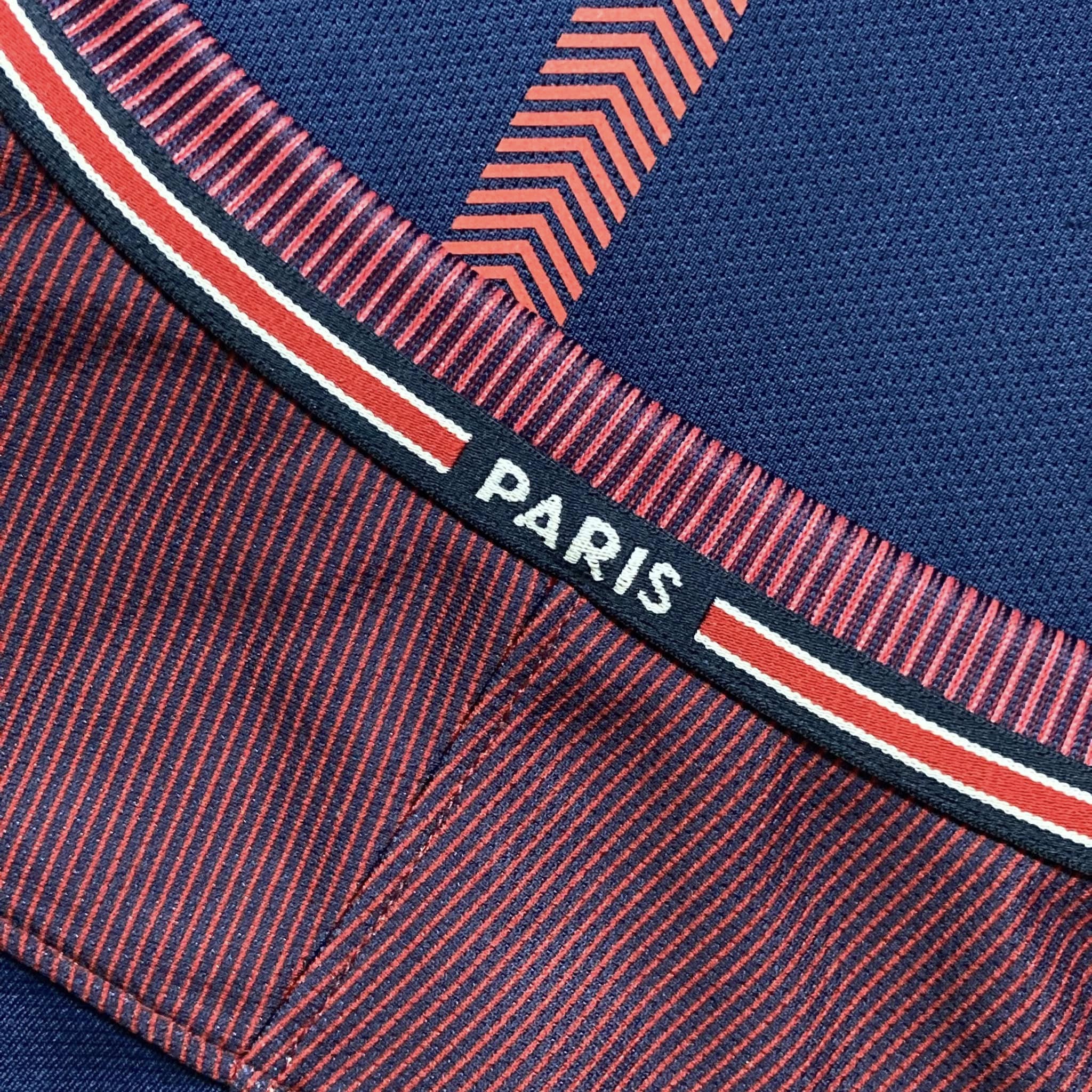 2017-18 Paris Saint Germain Home Nike 847269-429 detail belakang