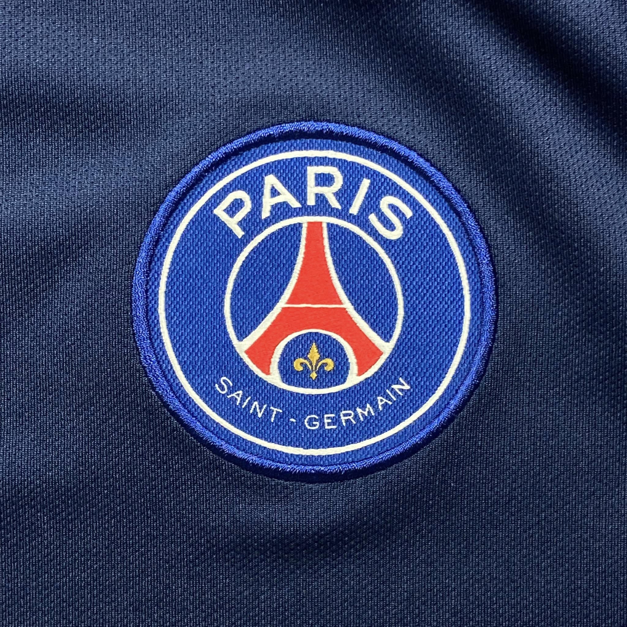 2017-18 Paris Saint Germain Home Nike 847269-429 logo