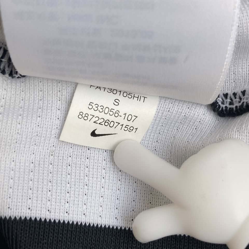 07OCT26 2013-14 Juventus Home Nike 533056-107 art code