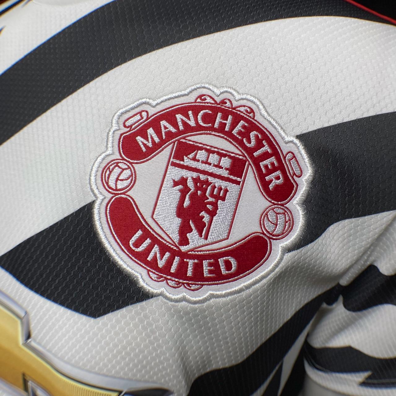 2020-21 Manchester United Third Adidas FM4263 Logo